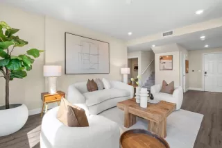 Photo #6: ML82042379 Listing