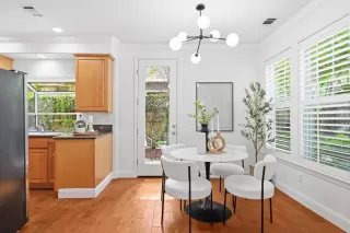 Photo #6: ML82042400 Listing 