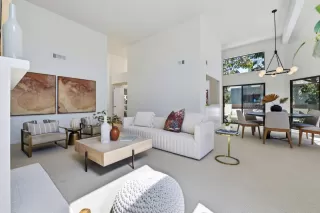 Photo #6: ML82042443 Listing 