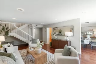 Photo #6: ML82042463 Listing 