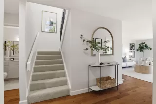 Photo #5: ML82042477 Listing 