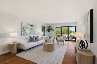 Photo #6: ML82042477 Listing 