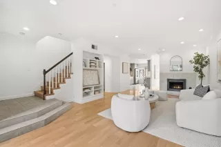 Photo #2: ML82042482 Listing 