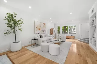 Photo #5: ML82042482 Listing 