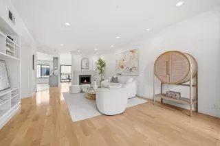 Photo #6: ML82042482 Listing 