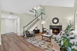 Photo #2: ML82042483 Listing 