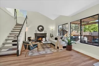 Photo #4: ML82042483 Listing 