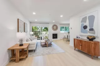 Photo #4: ML82042501 Listing