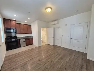 Photo #4: ML82042526 Listing 