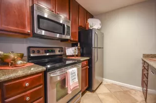 Photo #6: ML82042543 Listing 