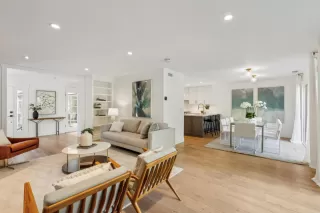 Photo #5: ML82042650 Listing 