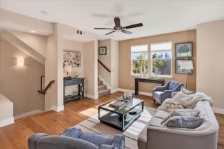 Photo #6: ML82042654 Listing