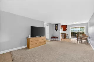 Photo #4: ML82042691 Listing 