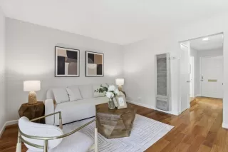 Photo #5: ML82042711 Listing 