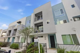 Photo #4: ML82042743 Listing 