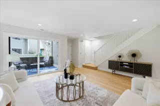 Photo #4: ML82042811 Listing