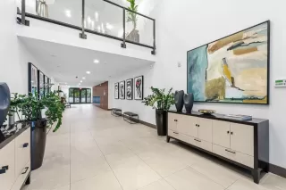 Photo #4: ML82042868 Listing 