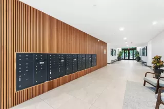 Photo #5: ML82042868 Listing 