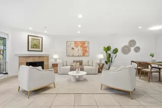 Photo #2: ML82042877 Listing 