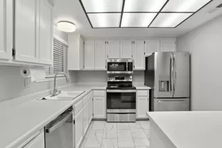 Photo #6: ML82042908 Listing 