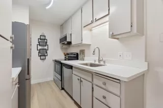 Photo #6: ML82042920 Listing 