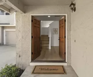 Photo #2: ML82042945 Listing 