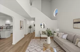 Photo #6: ML82042945 Listing 