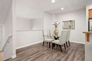 Photo #4: ML82042993 Listing 