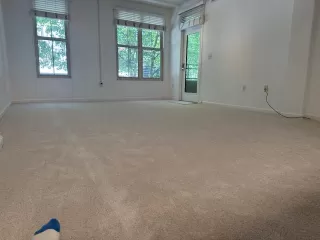 Photo #5: ML82043031 Listing 