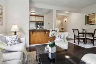 Photo #6: ML82043041 Listing 