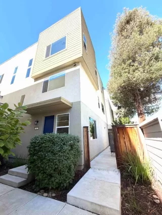 Photo #4: ML82043044 Listing 