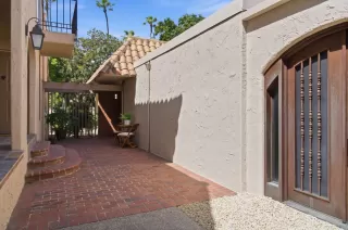 Photo #4: ML82043091 Listing 