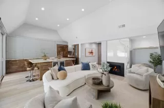 Photo #6: ML82043091 Listing 