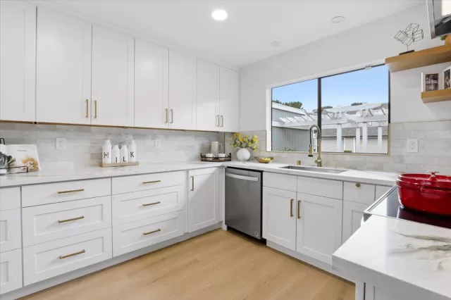 MLS: ML82043095 Condo For Sale