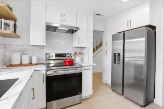 Photo #3: ML82043095 Listing 