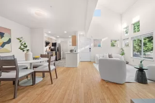 Photo #5: ML82043128 Listing