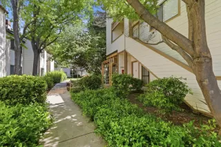 Photo #2: ML82043200 Listing 