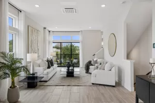 Photo #4: ML82043207 Listing 