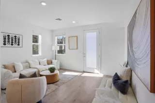 Photo #4: ML82043223 Listing 