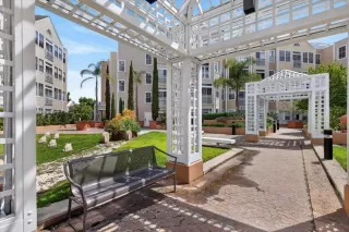 Photo #4: ML82043225 Listing 