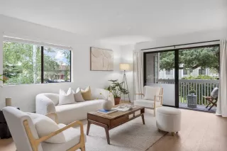 Photo #5: ML82043233 Listing 