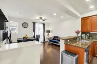 Photo #2: ML82043239 Listing 