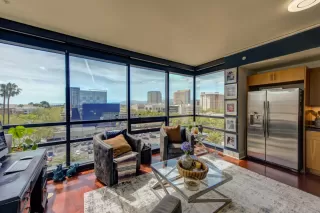 Photo #5: ML82043242 Listing 