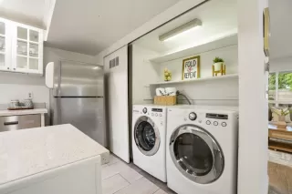 Photo #5: ML82043307 Listing 