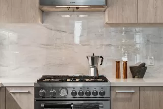 Photo #4: ML82043327 Listing 