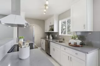 Photo #4: ML82043350 Listing 