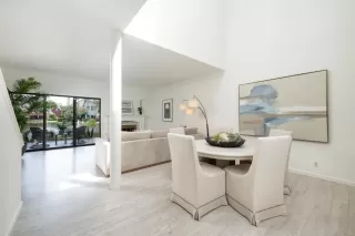 Photo #2: ML82043415 Listing 