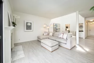 Photo #6: ML82043415 Listing 