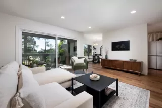 Photo #4: ML82043437 Listing 