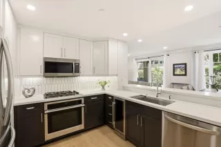 Photo #5: ML82043475 Listing 